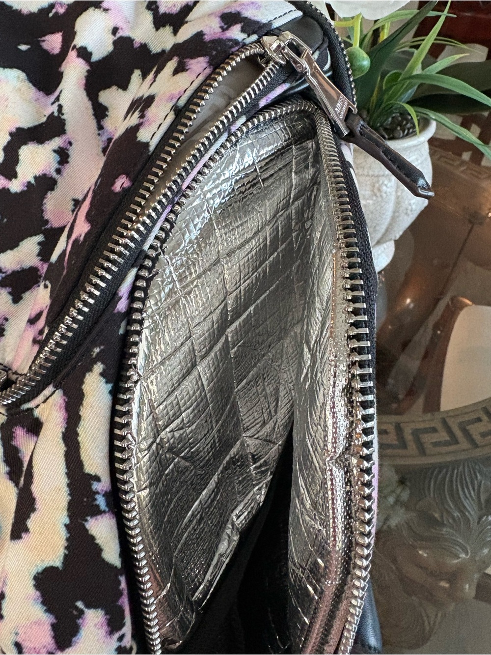 🩷🖤AIMEE KESTENBERG BABY GOT BACK DESIGNER BACKPACK!🩷🖤 - Picture 10 of 16